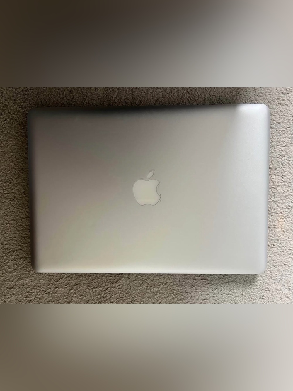 Apple MacBook Laptop